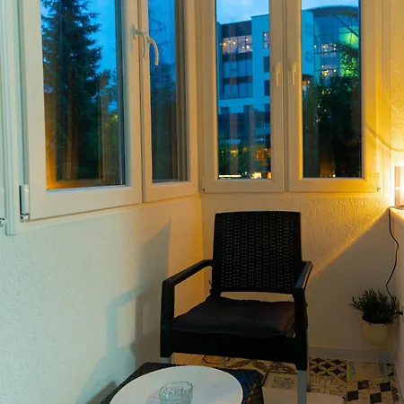Apartment Mona *
